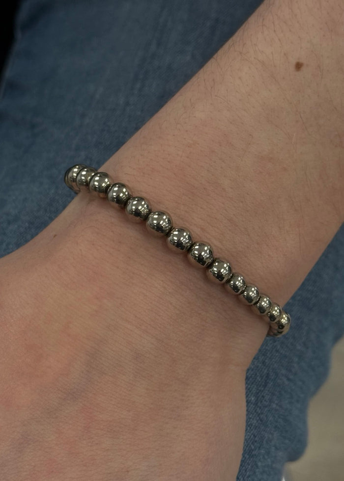 Vintage Graduated Silver Beaded Bracelet