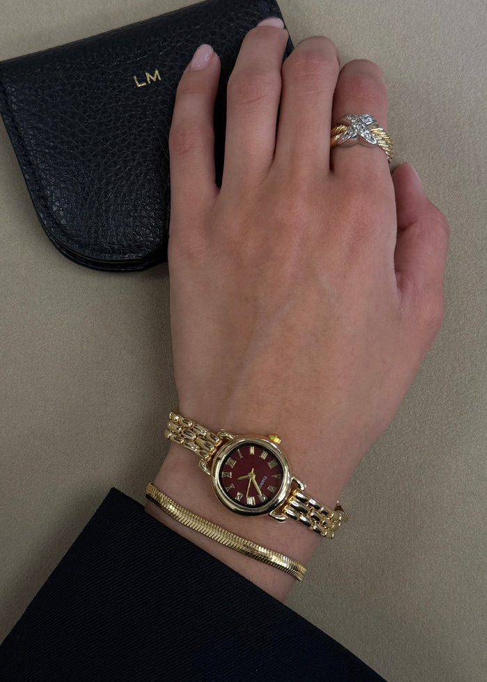 Vintage Quartz Burgundy Face Watch