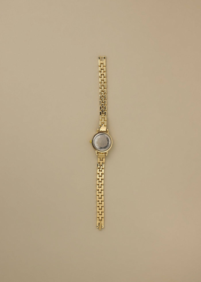 Vintage Quartz Burgundy Face Watch