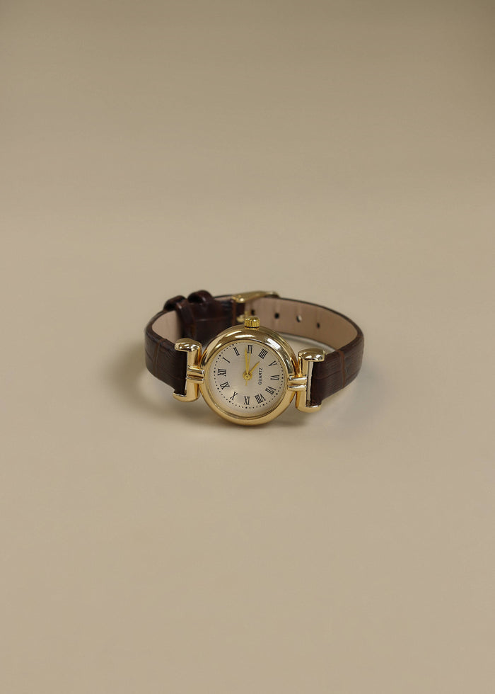 Vintage Quartz Circle Leather Strap Watch