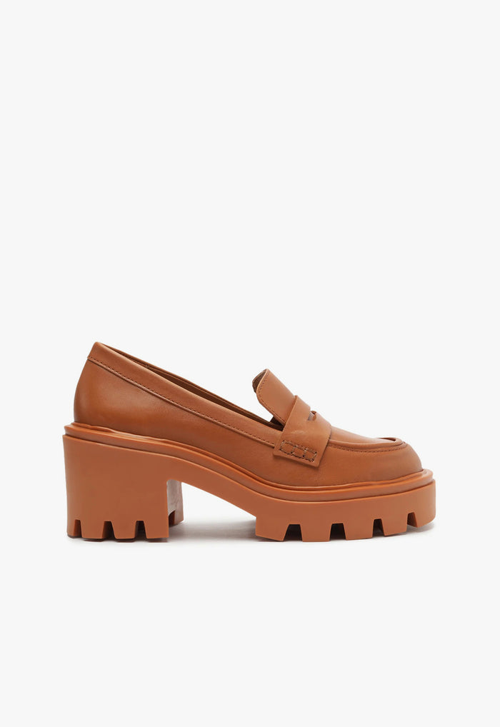 Viola Tractor Leather Flat 5 Honey Peach Leather - Schutz Shoes