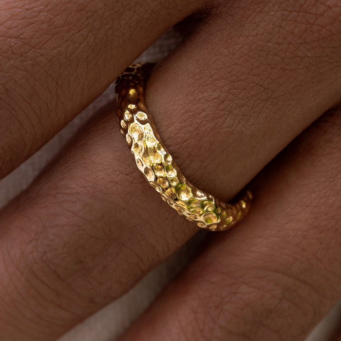 Violet Ring