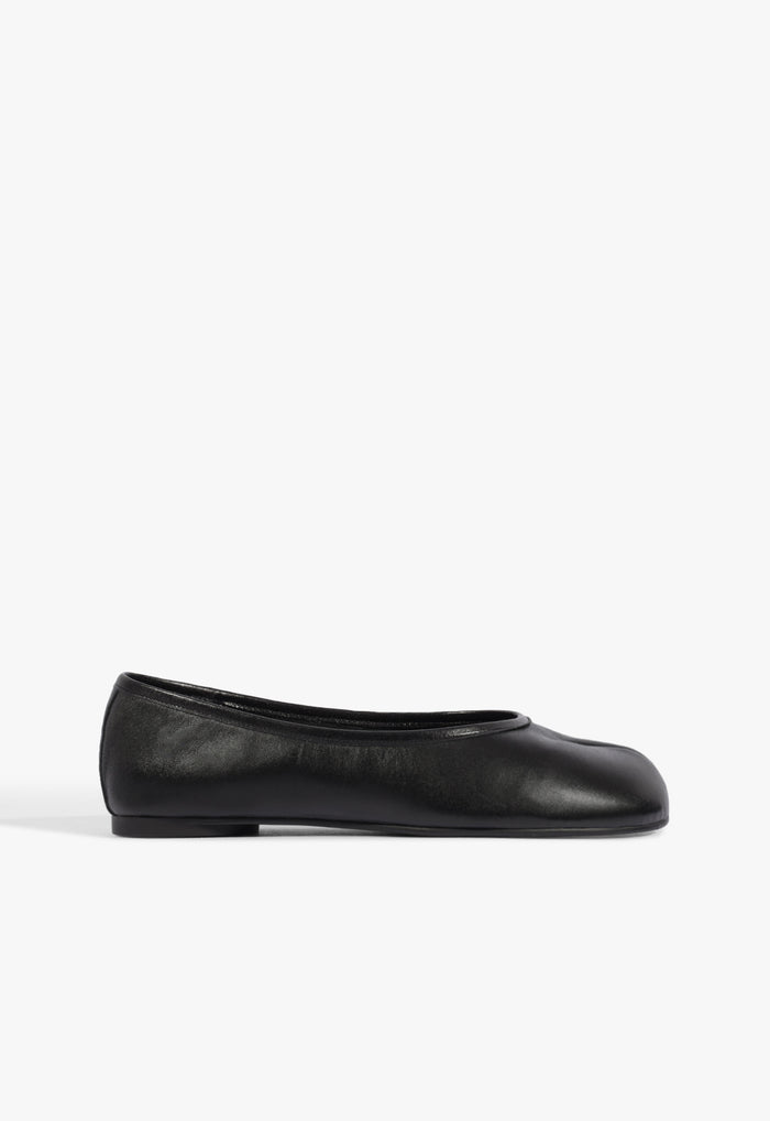 Yumi Leather Ballet Flat 5 Black Leather - Schutz Shoes